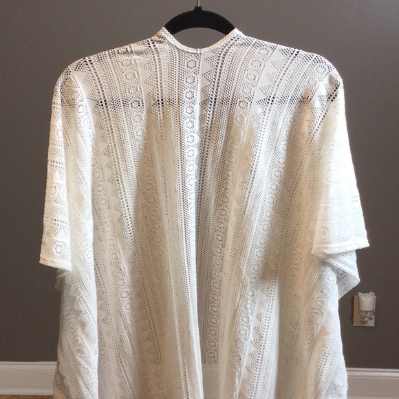 One size white lace open drape kimono - Picture 5 of 10